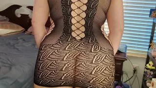 Hotwife in Lingerie waits for Bull and Locks up Cuckold in Chastity Cage!