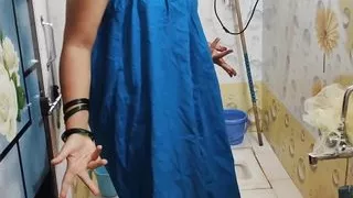 Indian Girl Bathing Hot and Sexy