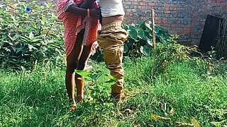 Indian stepsister gets fucked by her stepbrother desi real outdoor chudai video