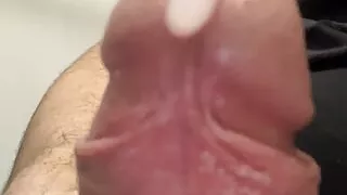 MOANING GUY cumming and wanking