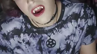 Succubus rubbing clitty