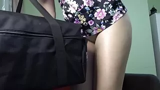 Anna unpacks the Scarlet sex doll from the Tantaly store