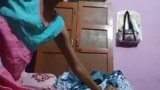 My first video with dildo homemade meri pehli chudai video