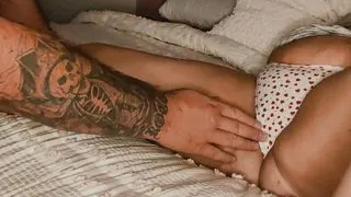 Full version snail vibrator brings on massive moaning orgasm