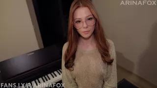 Girl Pianist In Torn Tights Plays The Theme From Interstellar