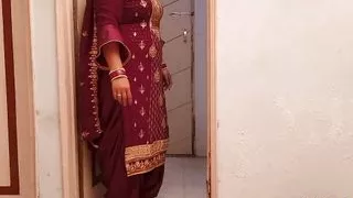 Punjabi bhabhi wants bihari's dick in her pussy when he is pissing in the bathroom
