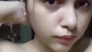 Pakistan beautiful girl show body and boobs