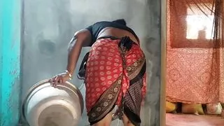 I had hot sex with a mature woman who came to work at my house