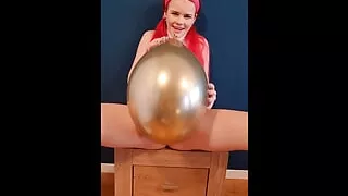 Mia's horny balloon hours