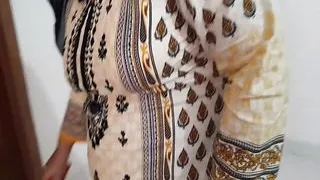 Young 18+ Hot BBW Satule Maa Ko Beta Ni Bed Room Par Chudai (Teen stepmother gets pregnant)