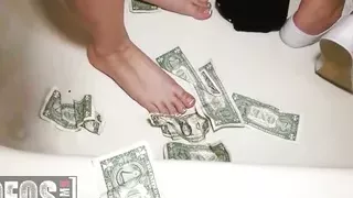 Successful Celebration With Bad Girls Alli Rae And Jade Nile Having A Threesome On A Huge Pile Of Cash - MOFOS