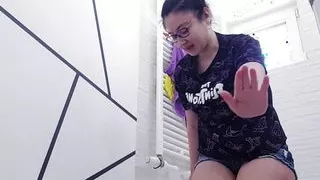 Solo girl secretly masturbating while visiting parents!!!