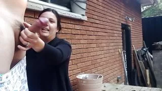 Outdoor handjob & Cumshot for our neighbor