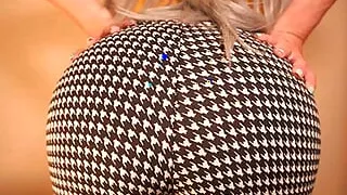 I fart in my new leggings