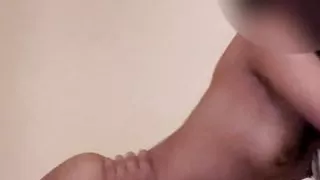 Hinagod ni pinay ang bilat sa matigas na burat