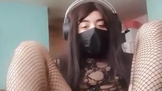 Gamer Girl gets horny before starts playing