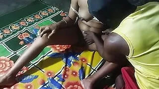 Indian Desi husband and wife fuckd in hindi