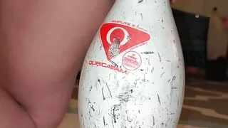 Bowling pin fucked for squirting