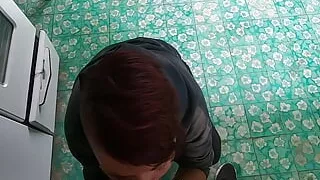 Stop making the dinner, I want to cum in your mouth