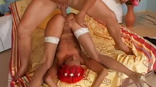 Horny stud ass bangs a sexy ass redhead after licking her pussy