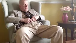 Time to masturbate. Daddy masturbates for you