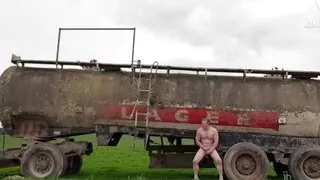 Tanker Wanker