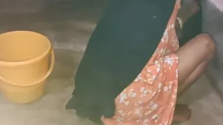 Komal's maid crossed her limits and then jumped from the owner.