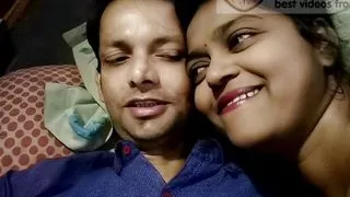Desi bhabhi sucking and deepthrot my Dick finally cum in mouth in Hindi