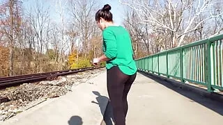 Oblivious MILF - Ripped Pants Exhibitionist