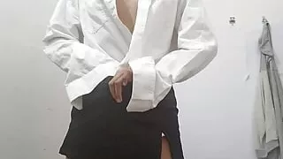 Her pussy is extremely creamy and juice is dripping out of her while she rubs clit. pink wet pussy close up masturbation