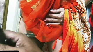 Hot babe Flashes Pussy up for an erotic event