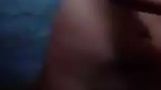 18+ cute girl bathing & fingering video