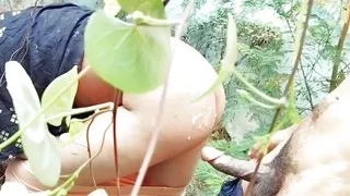 Lovers Sex in the Jungle, viral mms