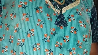 Tamil Chitra Is Hot and Shows It off