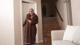 My Muslim roommate acts on her inner sexual urges