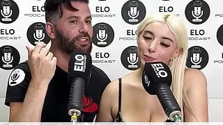 Elo Podcast Le Pega Con La Paleta A Lore Sofia
