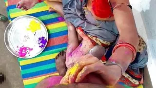 Devar ne bhabhi ko Holi me rang laga kar chod Diya hot Desi Indian devar bhabhi sex por video Indian housewife with devar bhabhi
