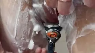 Pussyshaving