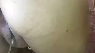 Pussy open pissing