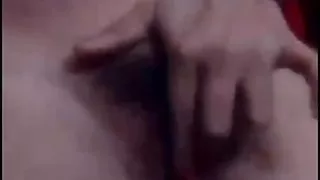 Tite fusy fingers crossed