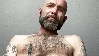 Daddy wants you on your knees where you belong