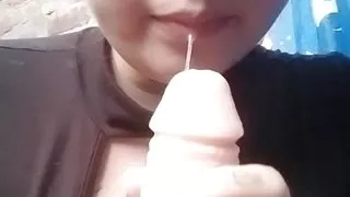 I suck my tits so good