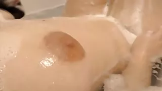 I Masturbate in the Water when My Stepbrother was Peeking