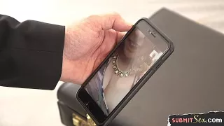 Die blonde Schlampe will es anal besorgt haben