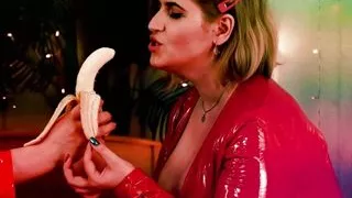 Pussy Fuck and Balloon Fetish, Foodsplosh. Kinky MILFs Have Pervert Sex! Arya Grander