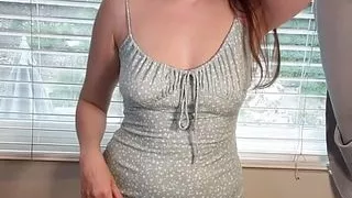 Sexy MILF Xlilyflowersx With Natural Tits Having Fun With Her Pussy