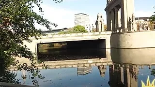 Real pulled mature giving head outdoor in the street