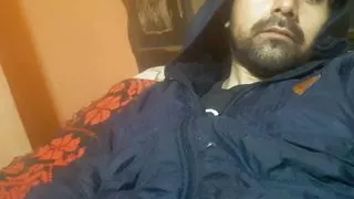 Wakeing Up And Cumming A Wank