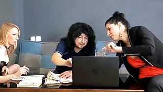 Tiny dick job interview with a wet blowjob for him