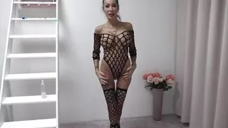 Ola, Watch the First Video From the Hot Shooting with Valentina for Now You Can See How I Spit on Her Pussy and Stick My Fingers